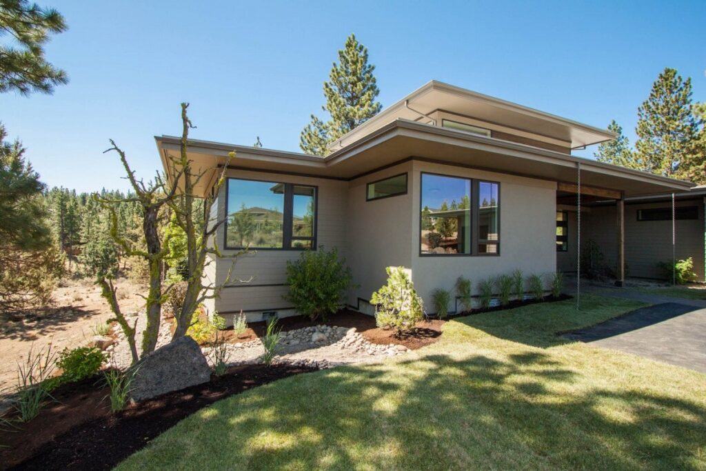 NW Drouillard Custom Home - Image 1