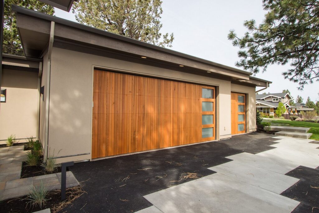 Custom Home on Drouillard - Image 4