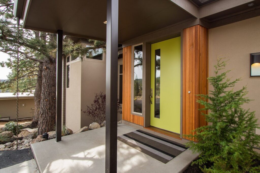 Custom Home on Drouillard - Image 5