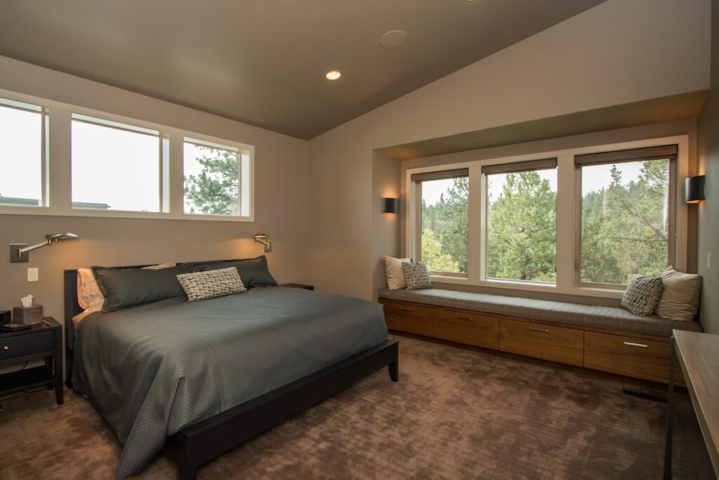 Custom Home on Drouillard - Image 11