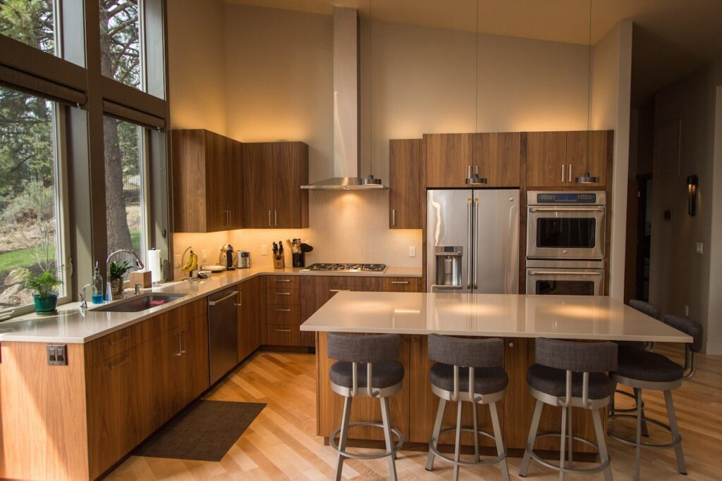 Custom Home on Drouillard - Image 16