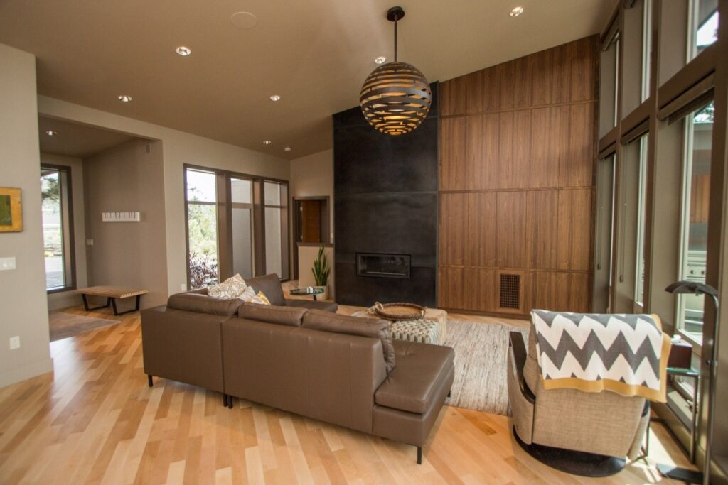 Custom Home on Drouillard - Image 20
