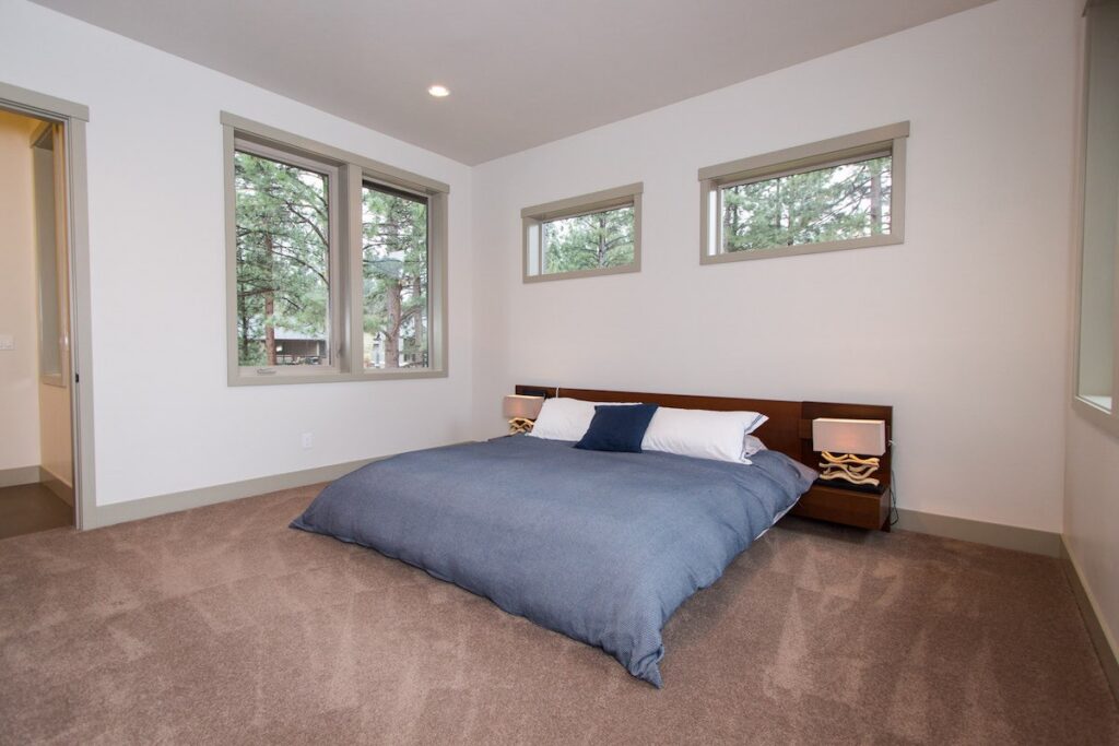 Bend Oregon Custom Home - Image 6