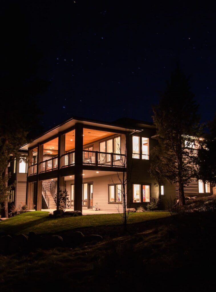 Bend Oregon Custom Home - Image 15