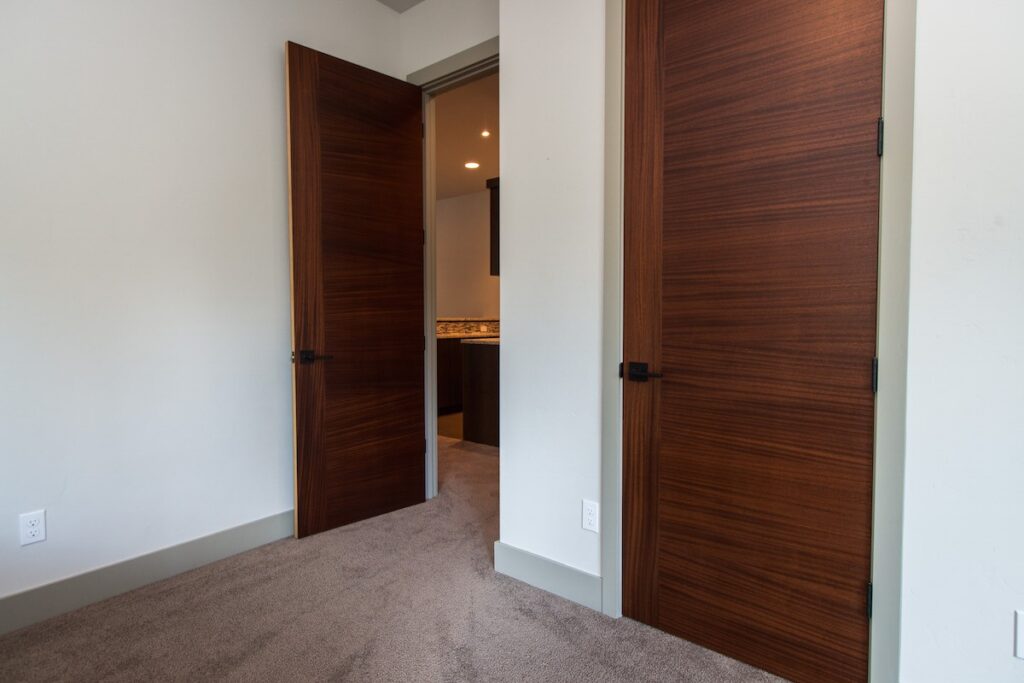 Bend Oregon Custom Home - Image 19