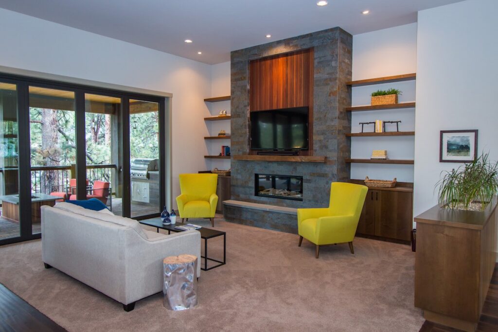 Bend Oregon Custom Home - Image 20